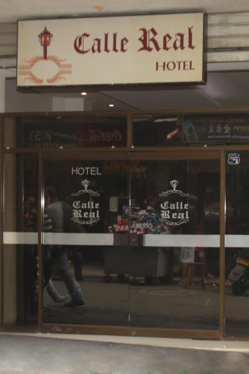 Calle Real Medellin酒店 外观 照片